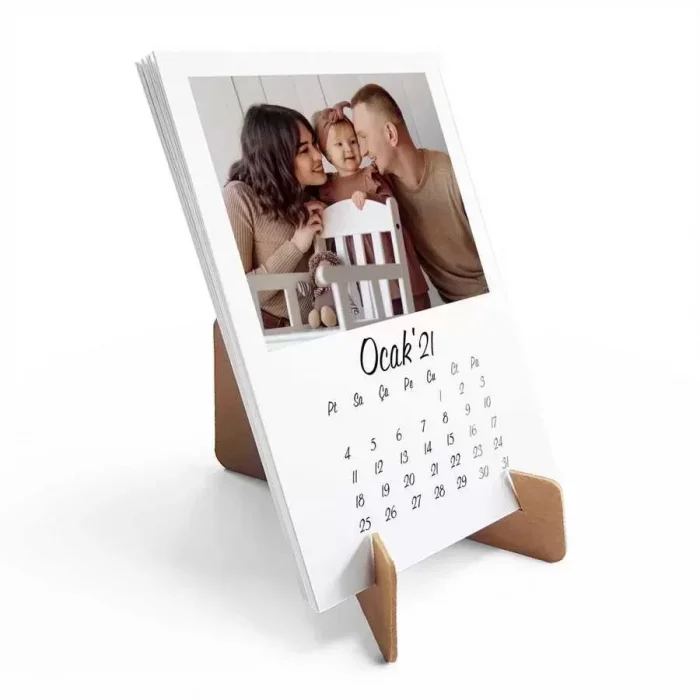 Kişiye Özel 12 Fotoğraflı 2026 Masa Takvimi