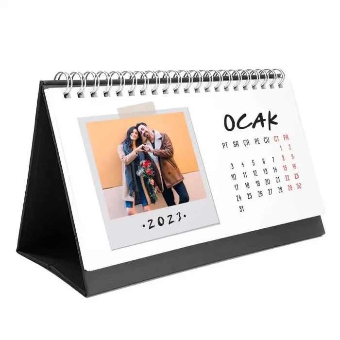 Kişiye Özel 12 Fotoğraflı Pola Kart 2026 Masa Takvimi - Siyah