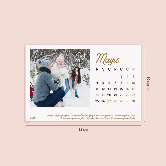 Kişiye Özel Ahşap Standlı 2026 Masa Takvimi – Fotoğraflı Hediyelik Takvim