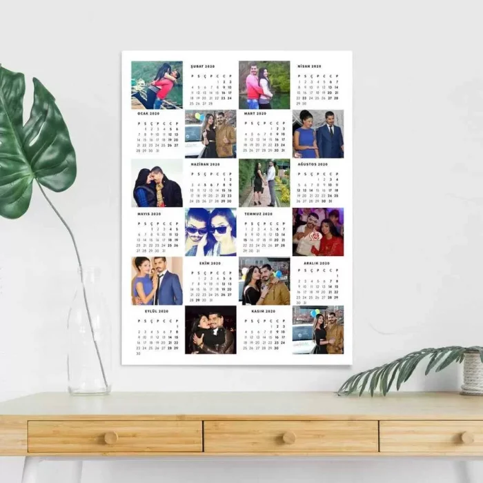 Kişiye Özel Fotoğraflı 2025 Duvar Takvimi - 35x50cm Çerçevesiz