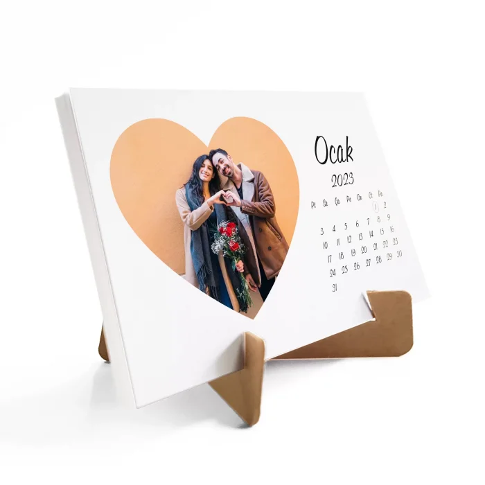 Kişiye Özel Fotoğraflı Takvim, 2026 Masa Takvimi, Kalpli Fotoğraflı