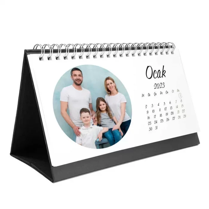 Kişiye Özel Yuvarlak Fotoğraflı 2026 Masa Takvimi Siyah Taban