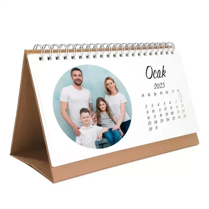 Kişiye Özel Yuvarlak Fotoğraflı 2027 Masa Takvimi Kraft Taban