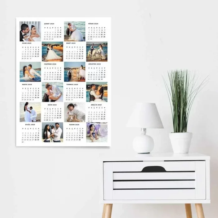 Sevgililere Özel Fotoğraflı 2025 Duvar Takvimi - 35x50cm Çerçevesiz