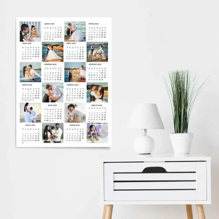 Sevgililere Özel Fotoğraflı 2027 Duvar Takvimi - 35x50cm Çerçevesiz