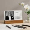 2026 Atatürk Masa Takvimi | Rustik Ahşap Tabanlı Masaüstü Takvimi