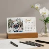 Kişiye Özel Ahşap Standlı 2026 Masa Takvimi – Fotoğraflı Hediyelik Takvim