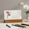 Rustik Ahşap Ayaklı 2026 Masa Takvimi - Doğum Ayı Çiçekleri Takvimi