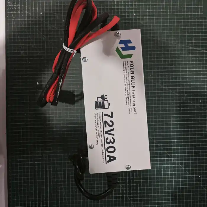 72 Volt 24S 30A LiFePO4 Şarj Cihazı (87.6 Volt)-Alüminyum Kasa