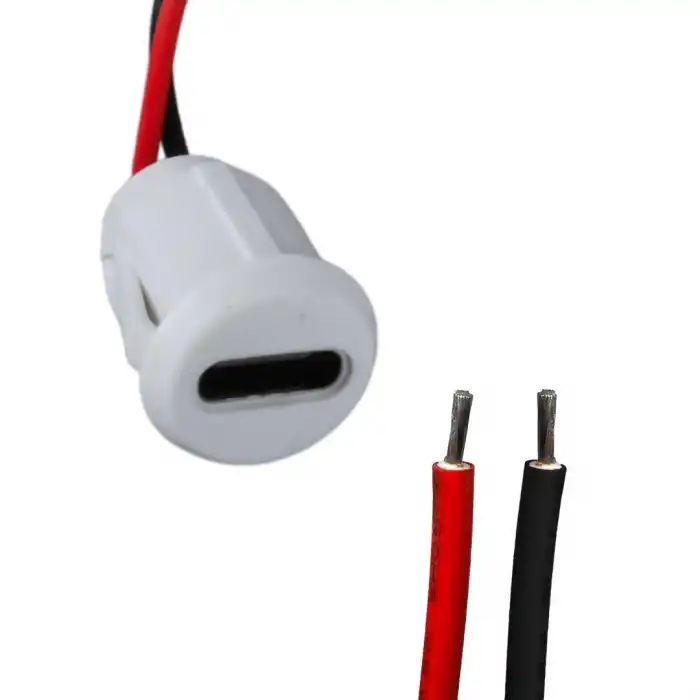 Type-C Kablolu Şase Soket Beyaz