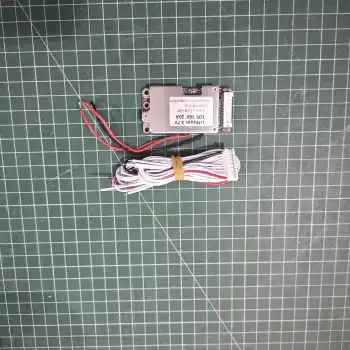 XR 10S 42V 20A Balanslı ve Kontaklı Lityum iyon BMS Küçük Form