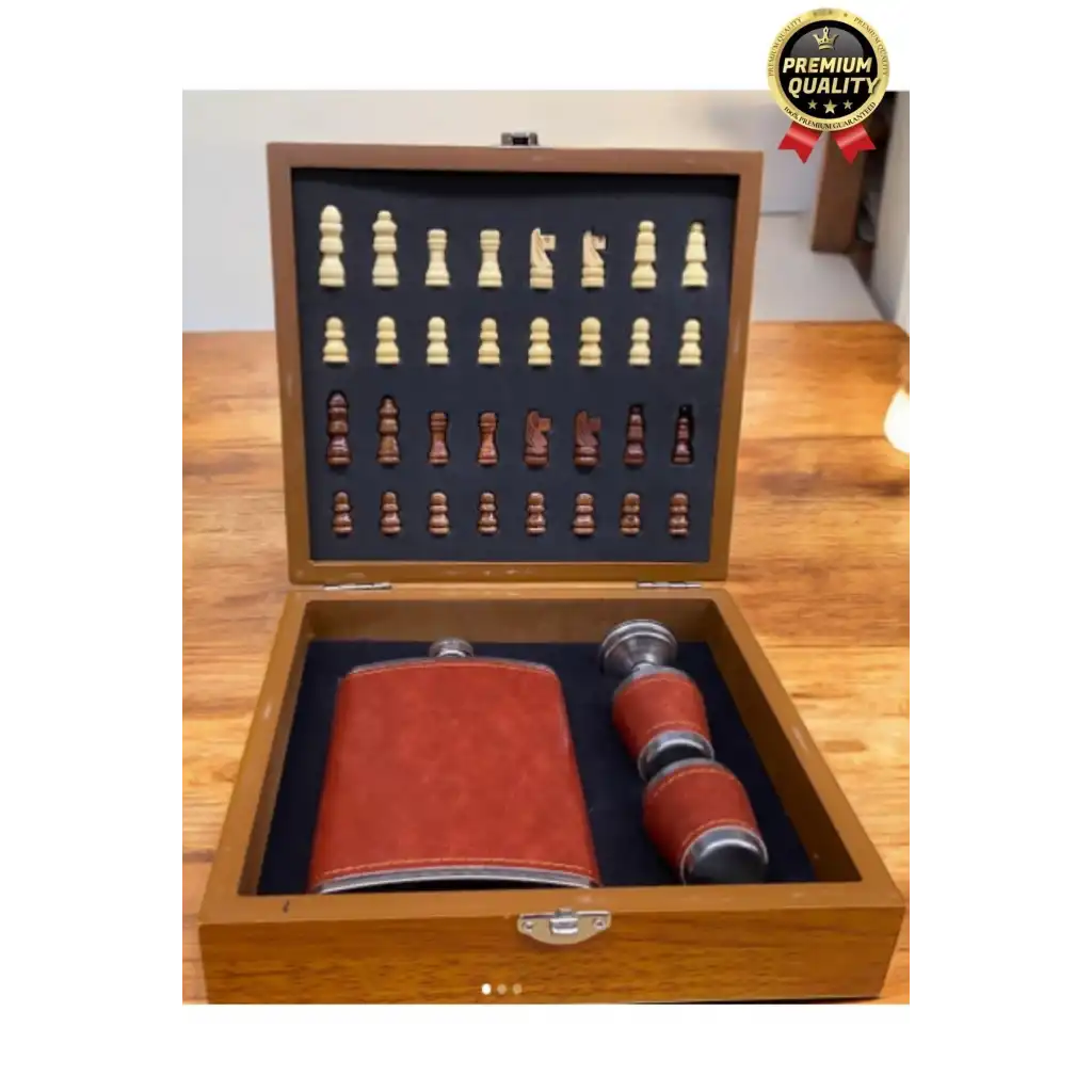 Deluxe Paslanmaz Çelik 8.Oz 2 Shot Bardaklı Satrançlı Ahşap Kutulu Alkol Deri Matara Seti 20*18 Cm