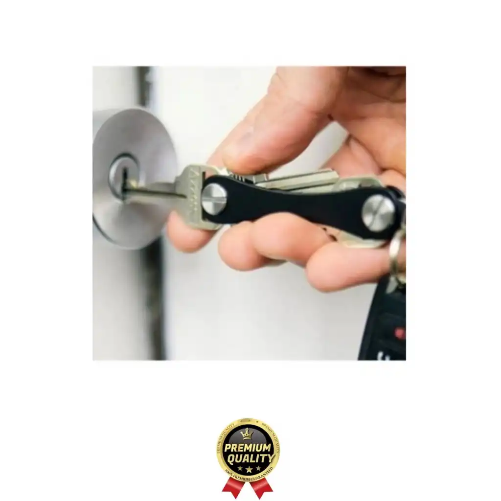 Kompakt Ses Çıkarmaz Vidalı Karışıklık Önleyen Hafif Alüminyum Akıllı Anahtarlık Düzenleyici 8.8 cm