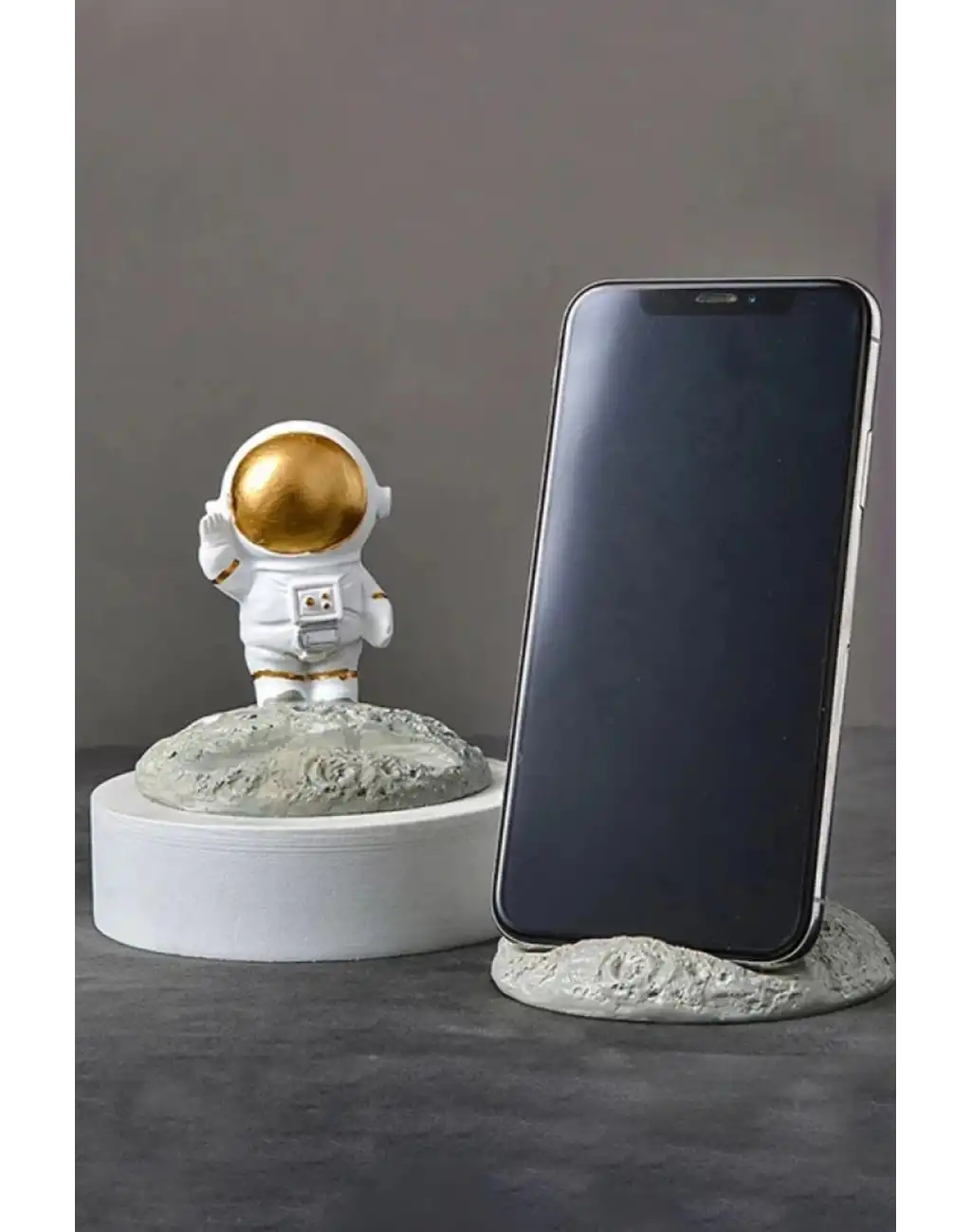 Masaüstü Sevimli Astronot Telefon Tutucu Standı Sağlam Tutunma Sallanmaz Dekoratif Evde Ofiste 1 Ad.