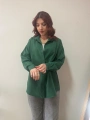 ZÜMRÜT YEŞİLİ OVERSİZE BASIC GÖMLEK