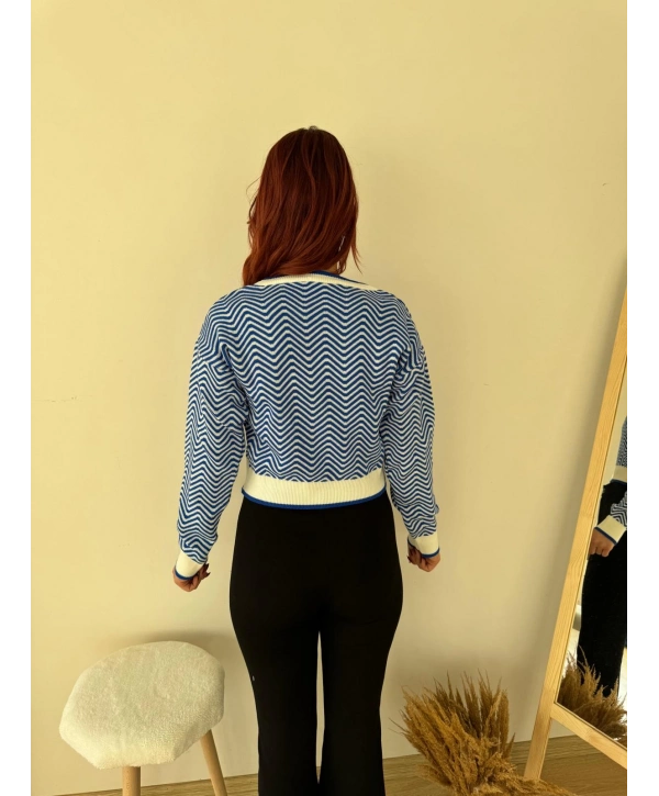 MAVİ BEYAZ ZİKZAKLI KAZAK