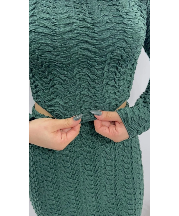 YEŞİL ETEKLİ TAKIM