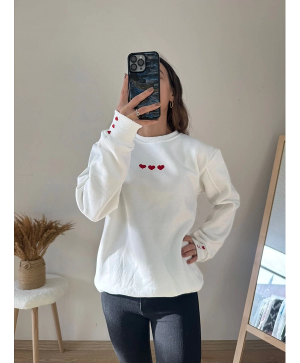 KALP NAKIŞLI SWEAT BEYAZ