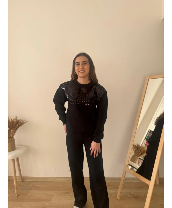 PUL DETAYLI SWEAT SİYAH