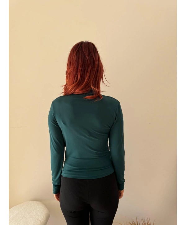 ZÜMRÜT YEŞİLİ DİK YAKA SANDY BLUZ