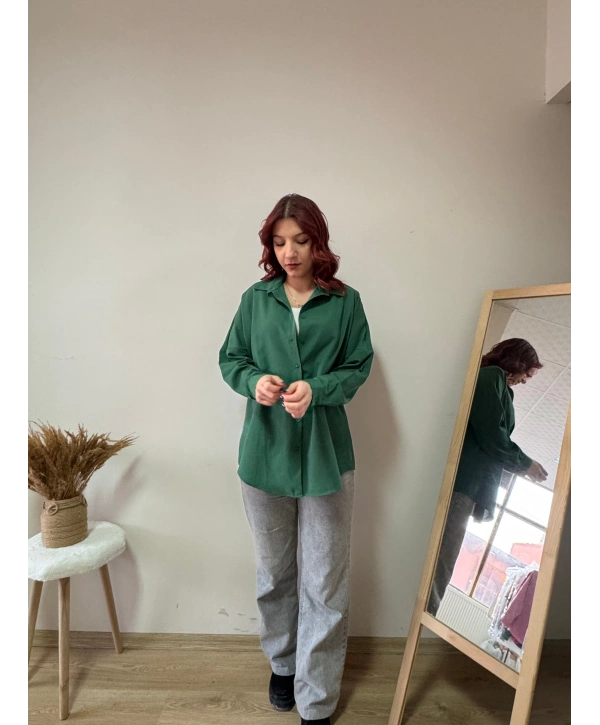 ZÜMRÜT YEŞİLİ OVERSİZE BASIC GÖMLEK