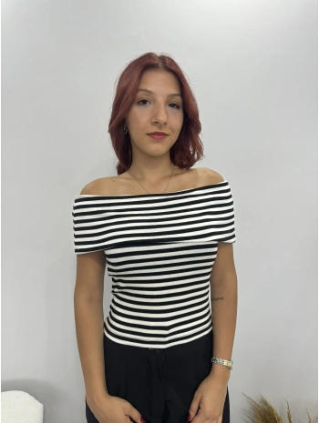 SİYAH BEYAZ MADONNA YAKA BLUZ