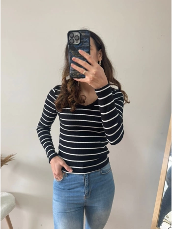 V YAKA SİYAH KAŞKORSE BLUZ