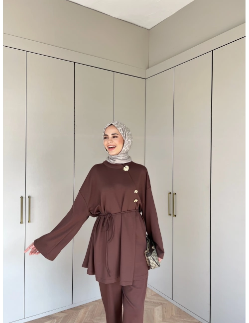 Seda Broşlu Takım - Kahve