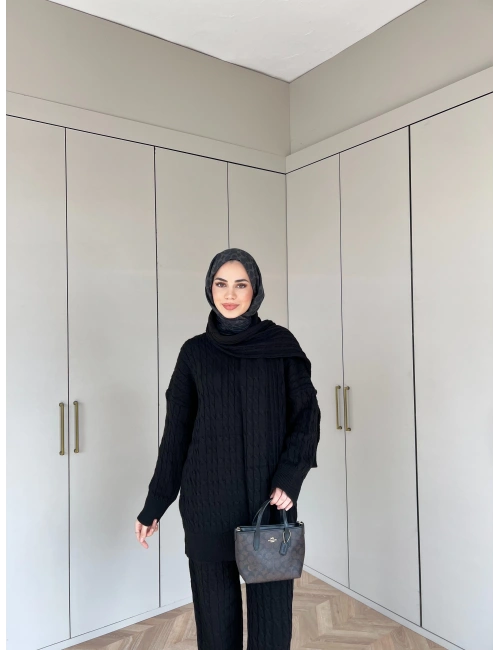 Lale Atkılı Triko Takım - Siyah