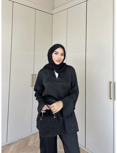 Azra Kırışık Takım -Siyah
