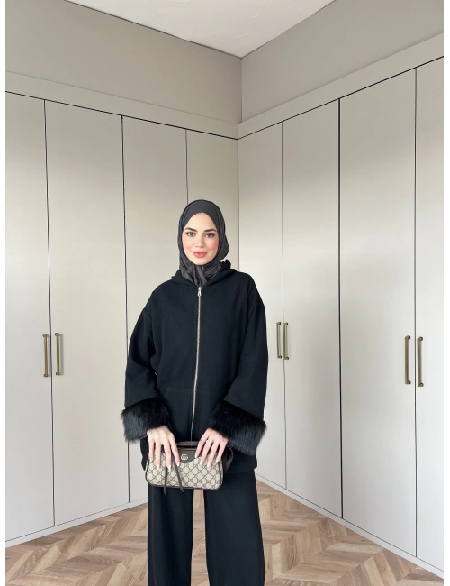 Ela Kürk Detaylı Takım - Siyah