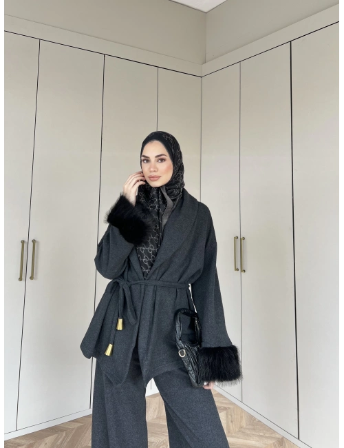 Hüma Kol Detayı Kürk Takım - Antrasit (ÖN SİPARİŞ)