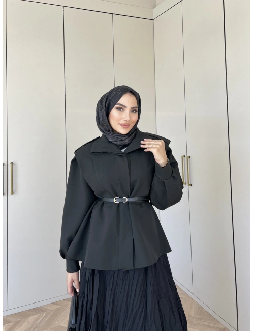 İrem Trenç - Siyah