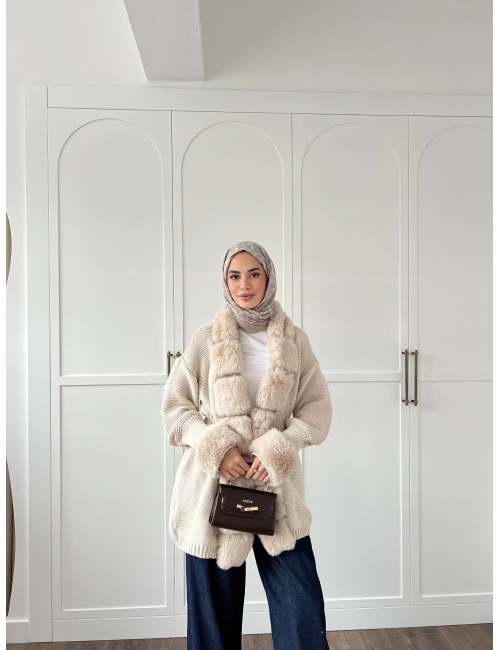 Pera Kürk Detaylı Hırka - Bej