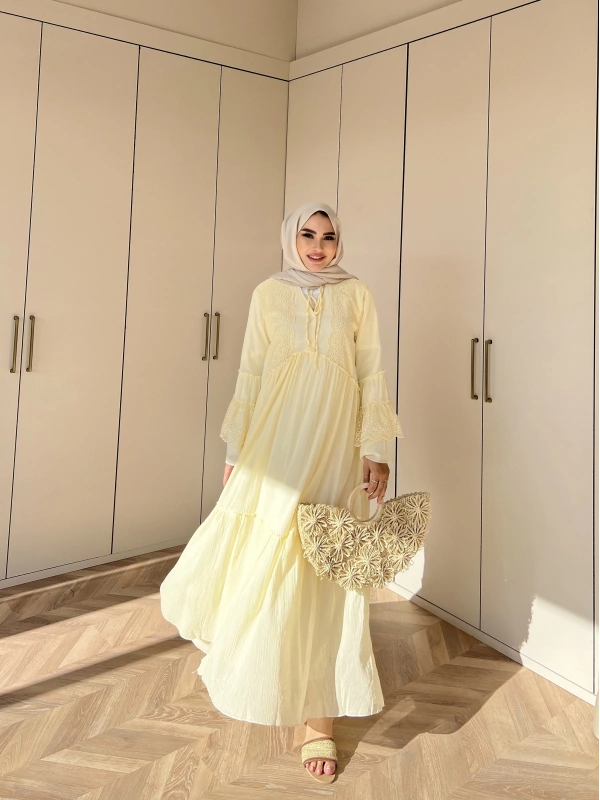 Hadise Kolları Dantel Elbise - Sarı