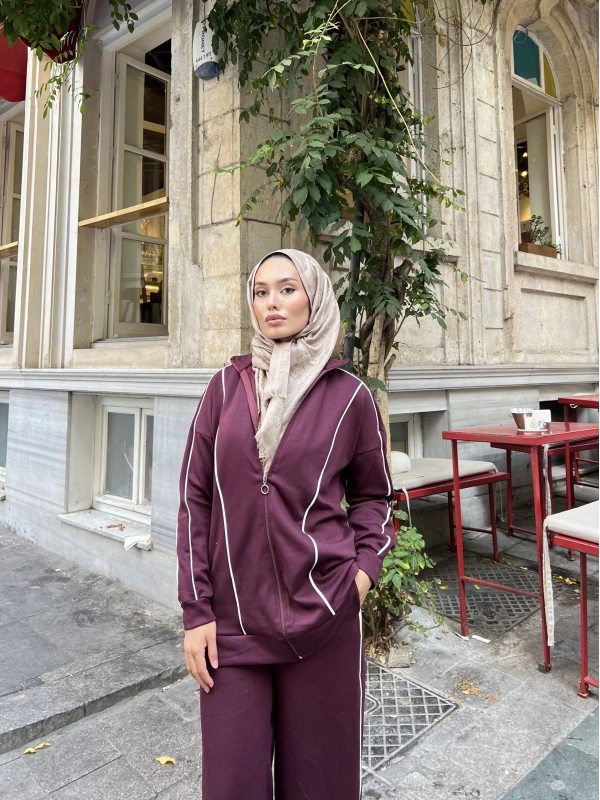 Mehru Çizgi Detaylı Takım - Bordo