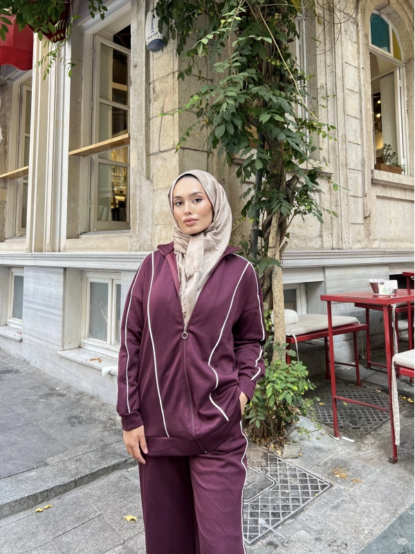 Mehru Çizgi Detaylı Takım - Bordo