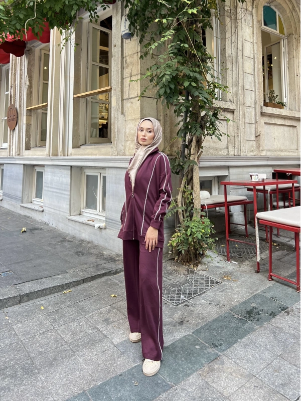 Mehru Çizgi Detaylı Takım - Bordo