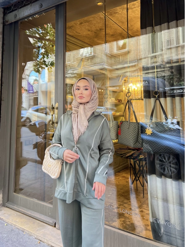 Mehru Çizgi Detaylı Takım - Yeşil