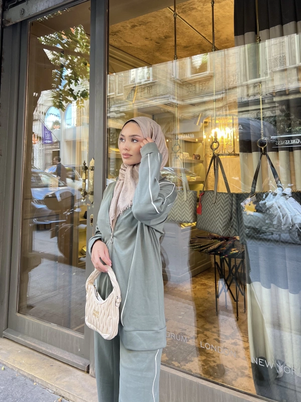 Mehru Çizgi Detaylı Takım - Yeşil