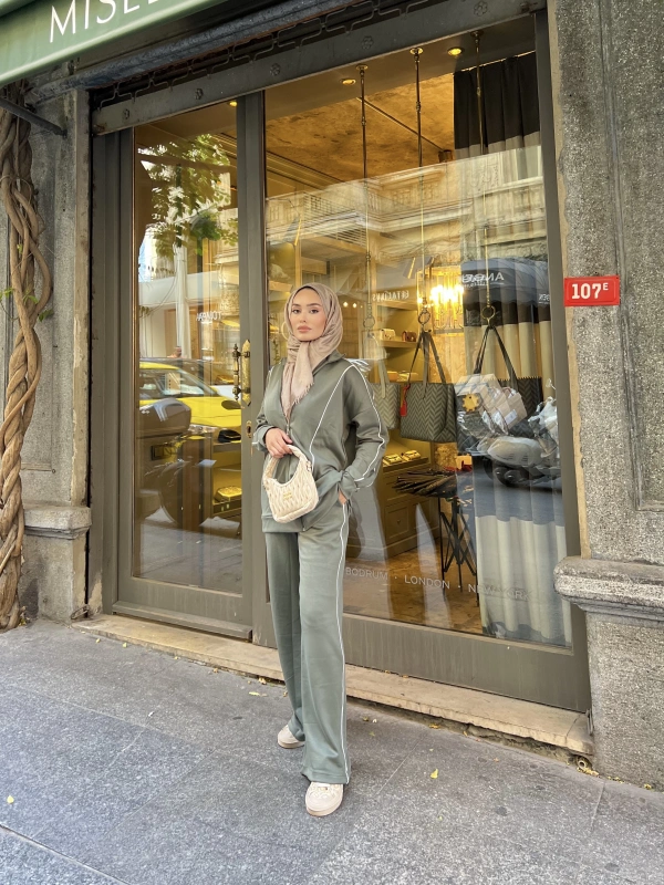 Mehru Çizgi Detaylı Takım - Yeşil