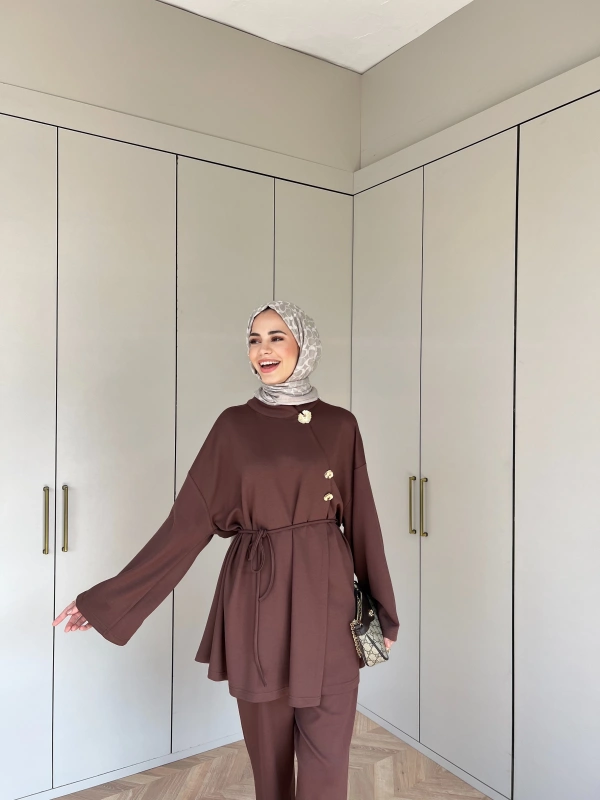 Seda Broşlu Takım - Kahve