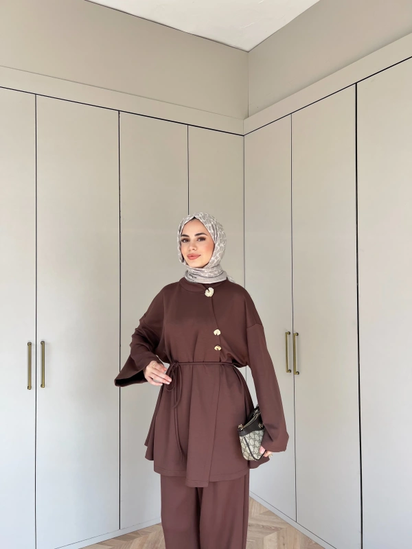 Seda Broşlu Takım - Kahve