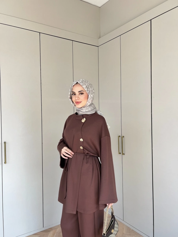 Seda Broşlu Takım - Kahve