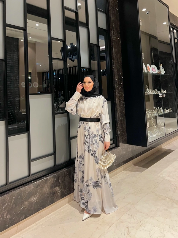 Beste çiçek Desenli Elbise - Siyah