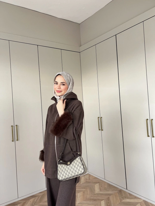 Ela Kürk Detaylı Takım - Kahve