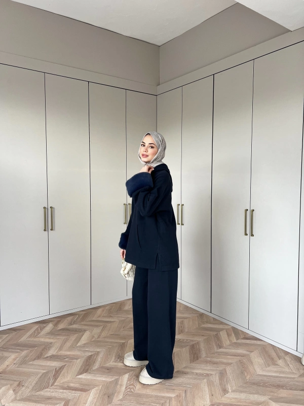 Ela Kürk Detaylı Takım - Lacivert