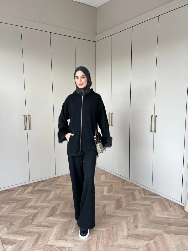 Ela Kürk Detaylı Takım - Siyah