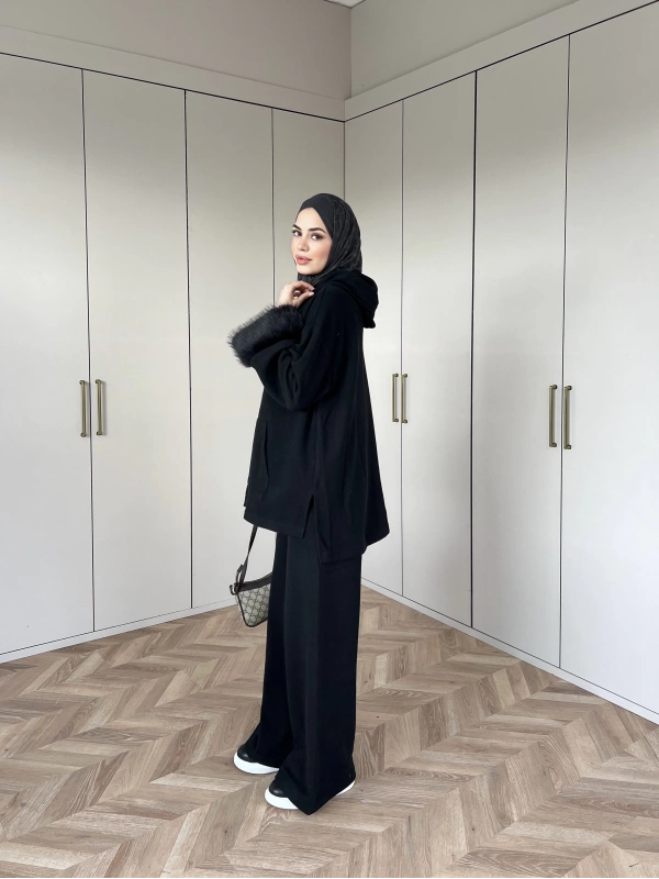 Ela Kürk Detaylı Takım - Siyah