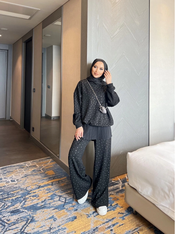 Erla Taş Detaylı Eşofman Takım - Siyah (ÖN SİPARİŞ)